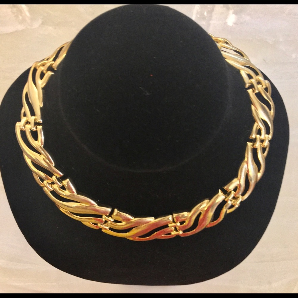 💛💛💛 Beautiful Choker Necklace - Picture 6 of 7